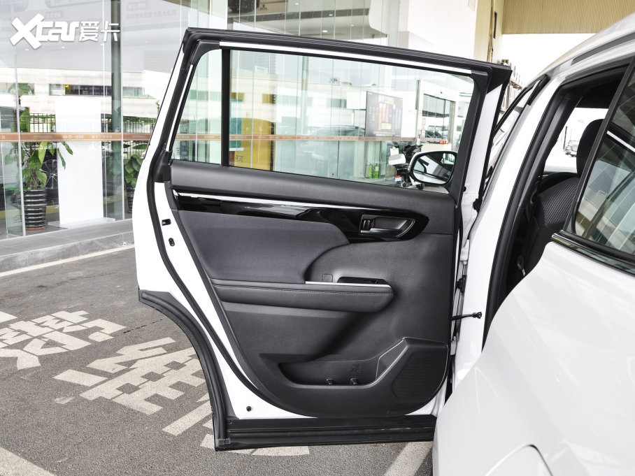 2022ʹꑷ 2.5L HEV(q)Ӣ