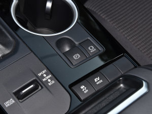 2022款2.5L HEV两驱精英版 驻车制动器