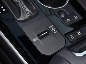 20222.5L HEV򌾫Ӣ п؅^