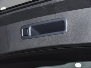 2022款2.5L HEV四驱豪华版 空间座椅