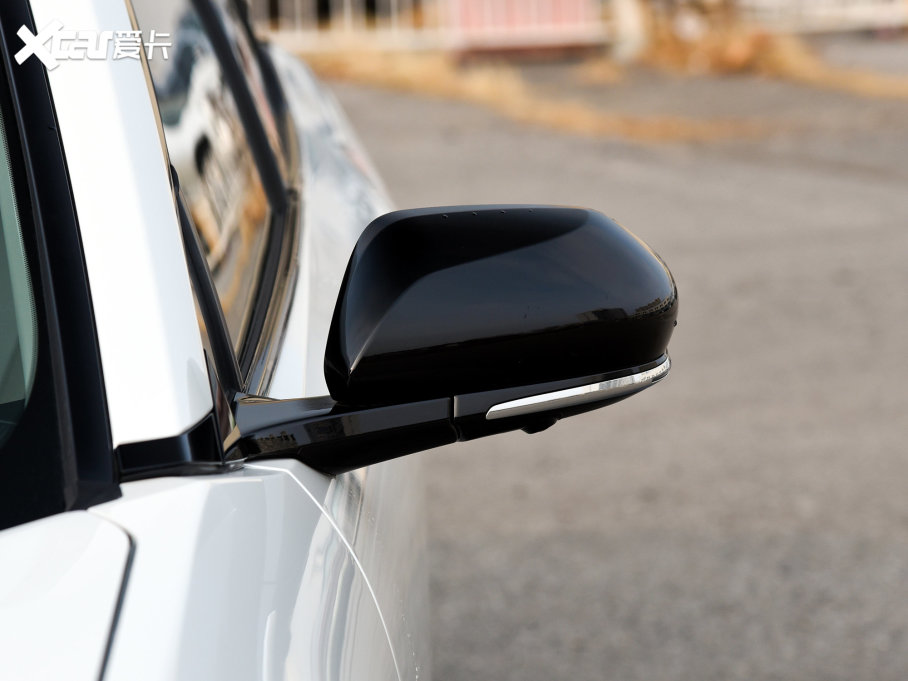 2023SbZ3 616km Lm(x)Premium