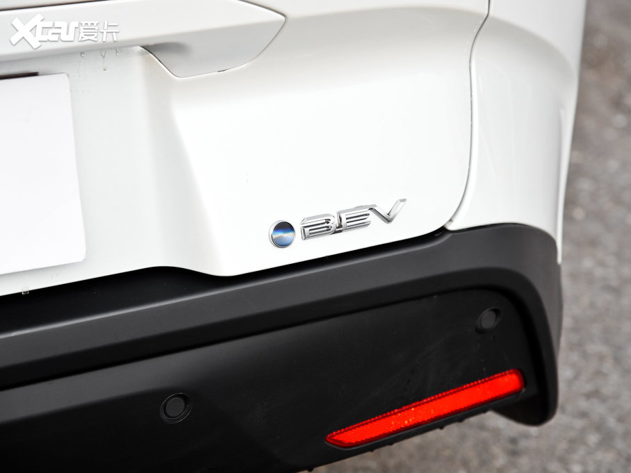 2023SbZ3 616km LmPremium