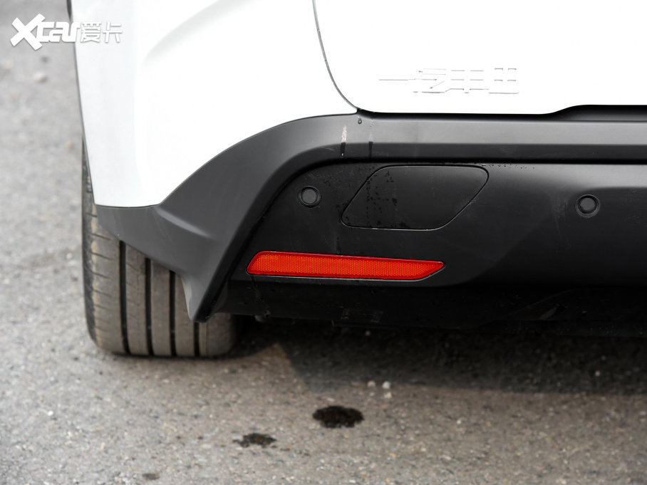 2023SbZ3 616km LmPremium