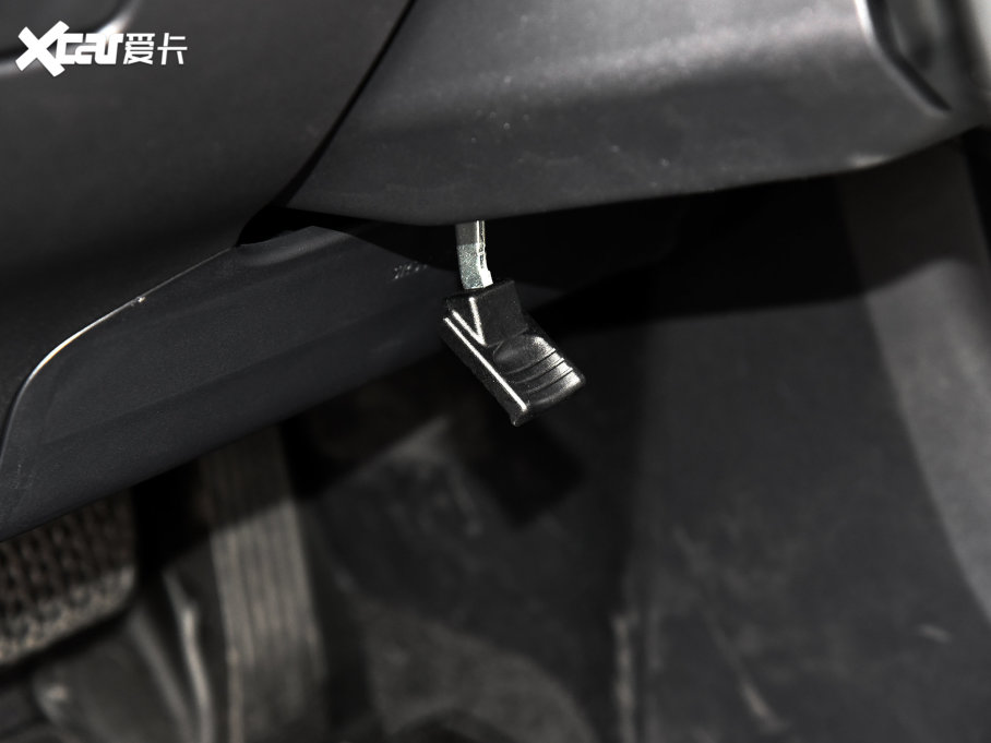 2023SbZ3 616km LmPremium