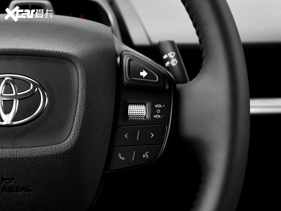 2023SbZ3 616km LmPremium