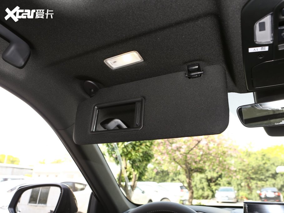 2023��ʹ�ꑷ� 2.5L HEV������F��