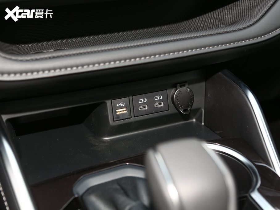 2023��ʹ�ꑷ� 2.5L HEV������F��