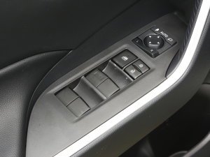 2023p 2.5L E-CVT򌾫Ӣ п؅^