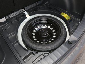 2023款2.0L 尊享版 备胎