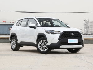 2023款2.0L 精英版 右前45度