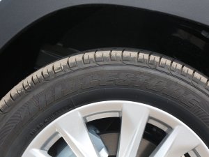 2023款2.0L 精英版 轮胎品牌