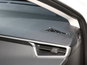 2023p 2.0L Ӣ п؅^(q)