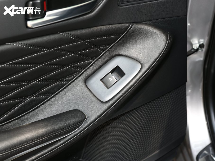 2023p p 2.5L XLEF