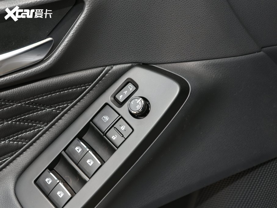 2023p p 2.5L XLEF