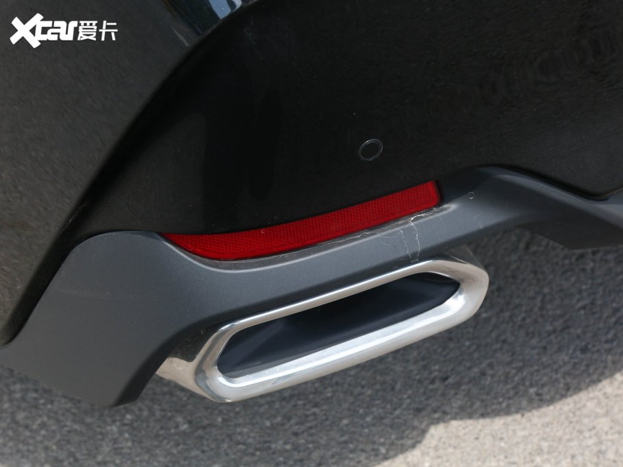 2023����� 2.5L Touring���F��