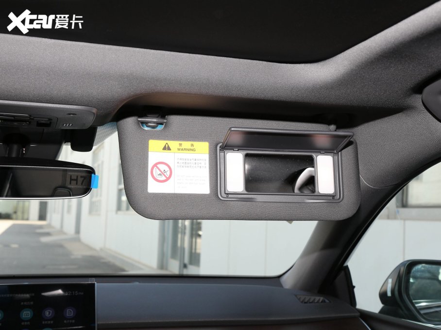 2023����� 2.5L Touring���F��