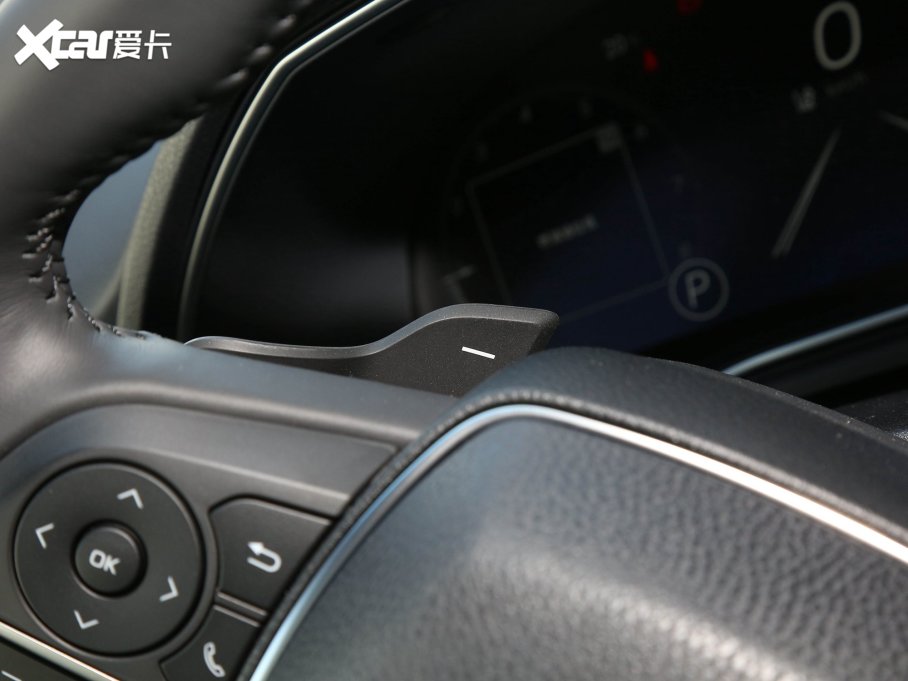 2023����� 2.5L Touring���F��