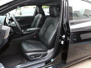 2023款2.5L 豪华版 主驾驶座椅