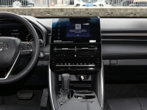 2023款2.5L 豪华版 中控台