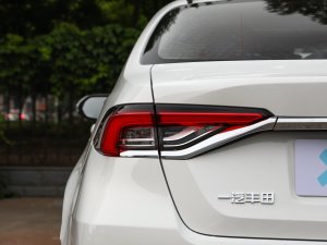 2023p 1.8L E-CVTӢ ^