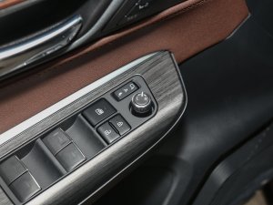 2023p 2.5L CVT(q) п؅^(q)