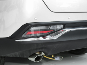 2023款双擎 2.5L CVT两驱豪华版 细节外观