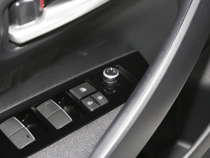 20232.0L Ӣ п؅^(q)