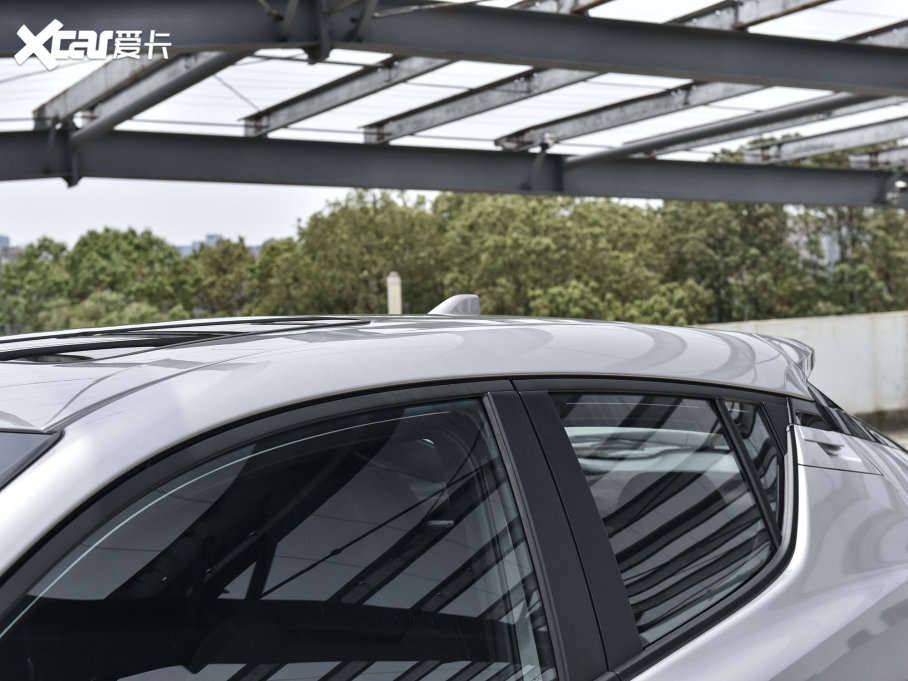 2023ȝIZOAp p 2.0L а