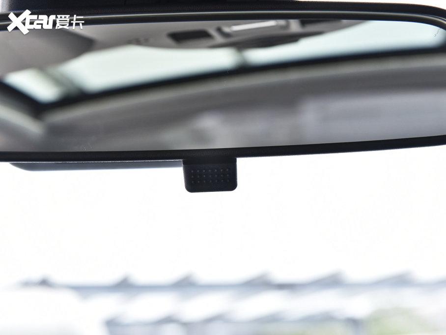 2023ȝIZOAp p 2.0L а