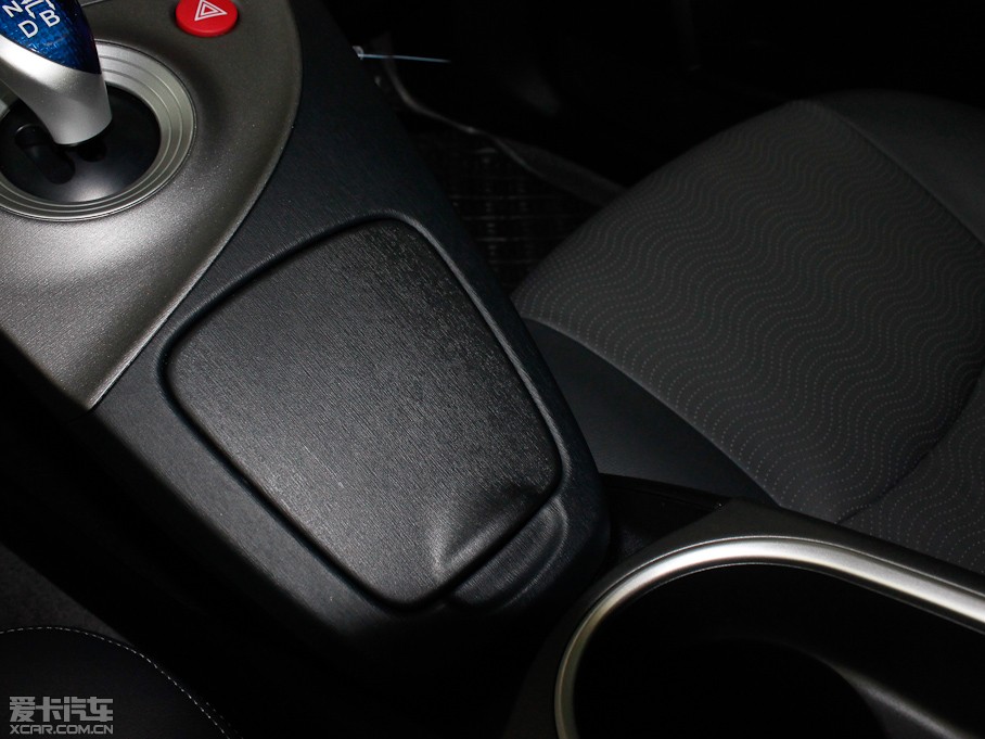 2012�����J˹ 1.8L CVT���A��