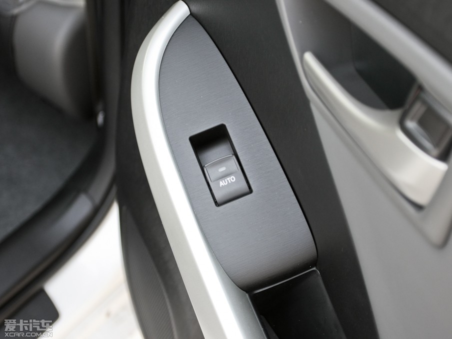 2012J˹ 1.8L CVT˜ʰ