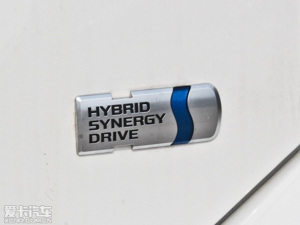 一汽丰田2012款普锐斯