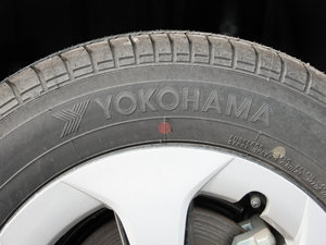 2012款1.8L CVT标准版 轮胎品牌