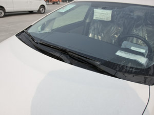 2012款1.8L CVT标准版 雨刷