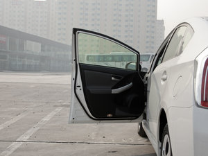 2012款1.8L CVT标准版 驾驶位车门