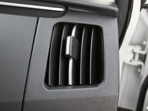 20121.8L CVT˜ʰ п؅^