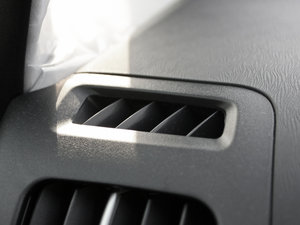 20121.8L CVT˜ʰ п؅^