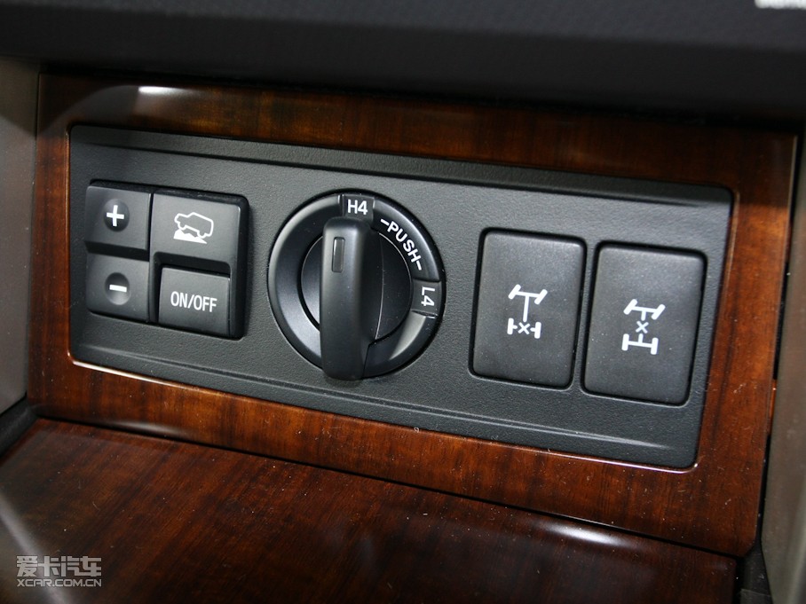 2010 4.0L V6 VX NAVI