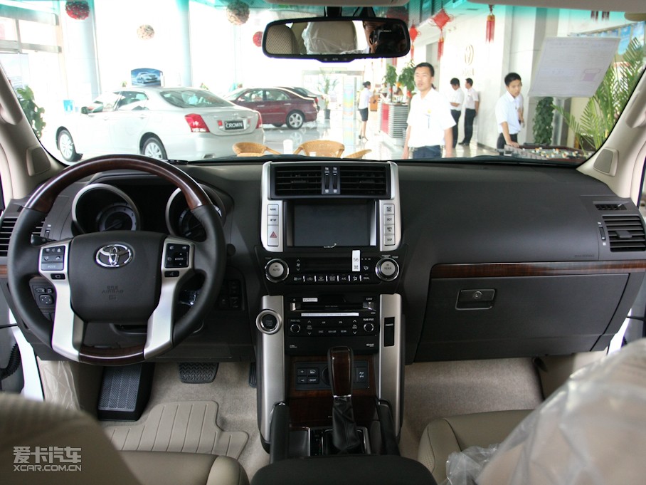 2010 4.0L V6 VX NAVI