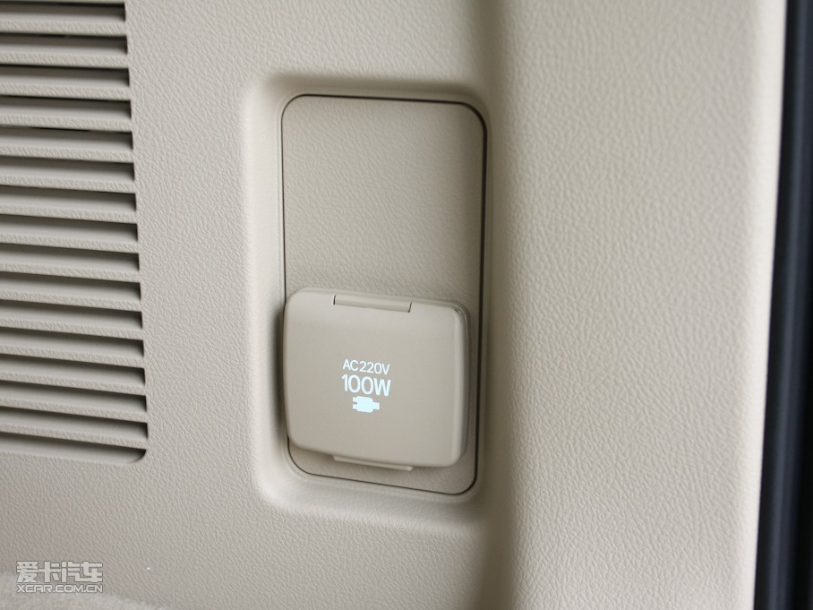 2010 4.0L V6 VX NAVI