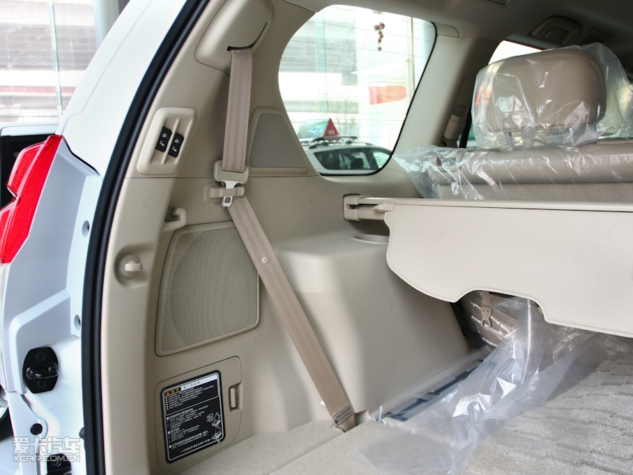 2010 4.0L V6 VX NAVI