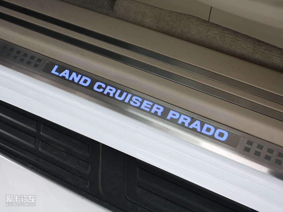 2010 4.0L V6 VX NAVI