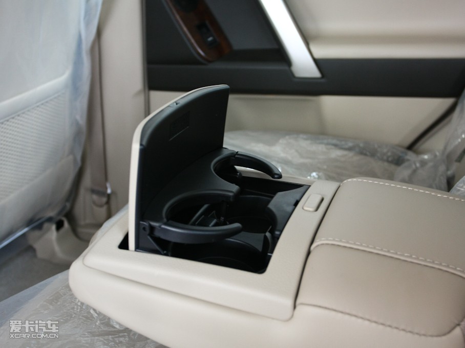 2010 4.0L V6 VX NAVI