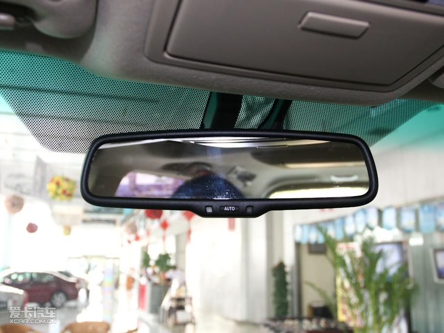 2010 4.0L V6 VX NAVI