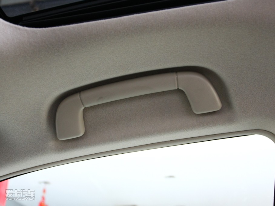 2010 4.0L V6 VX NAVI