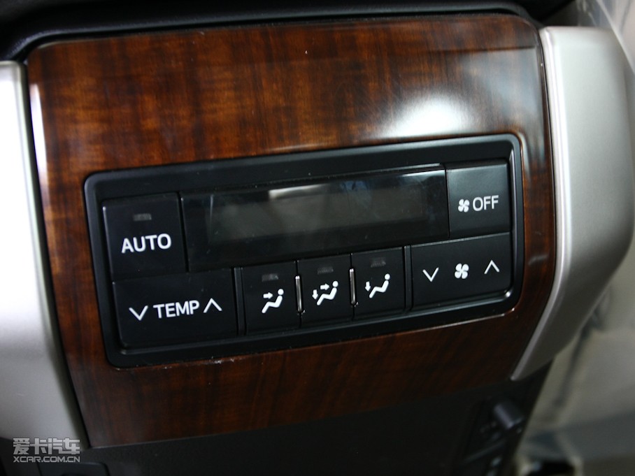 2010 4.0L V6 VX NAVI