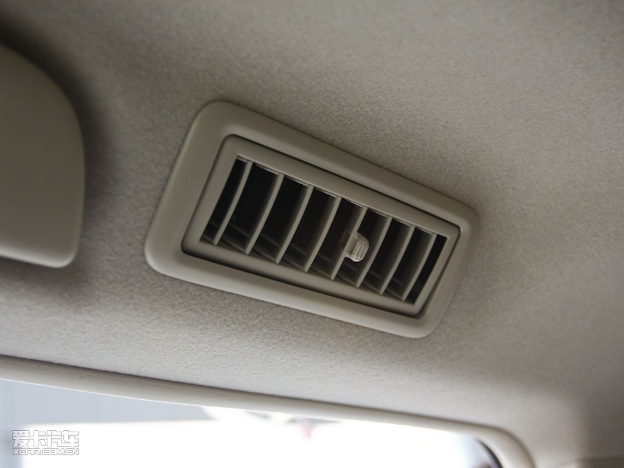 2010 4.0L V6 VX NAVI