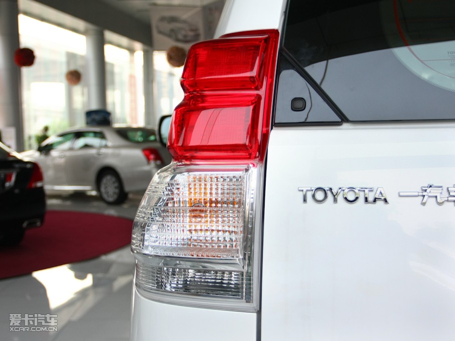 2010 4.0L V6 VX NAVI