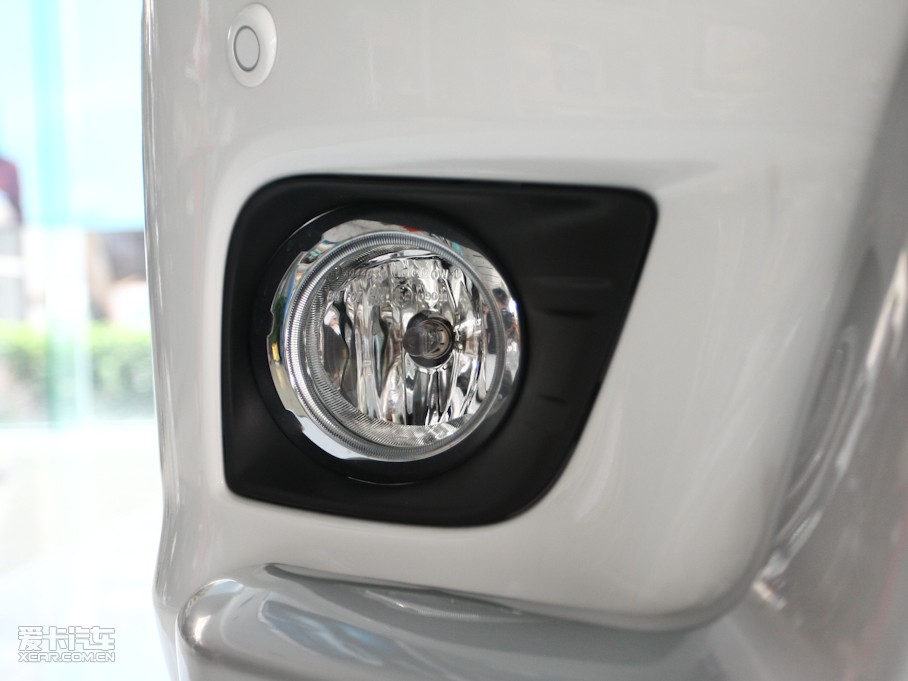 2010 4.0L V6 VX NAVI