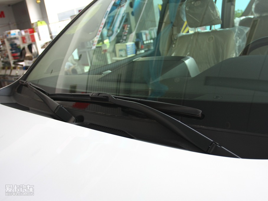 2010 4.0L V6 VX NAVI